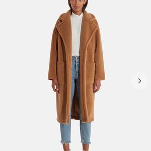 NWT Billie the Label Bronte Teddy coat size M